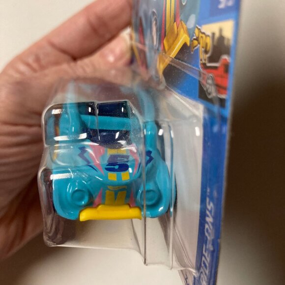 Hot Wheels "Kick Kart" 90/250 HW Ride-Ons 5/5 HCX06 Blue 2022 Dune Buggy - Picture 9 of 10